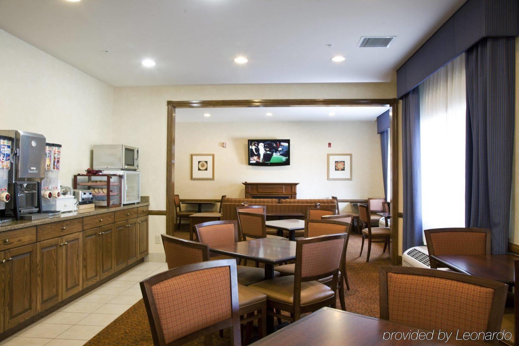Country Inn & Suites By Radisson - Rochester Restaurant photo